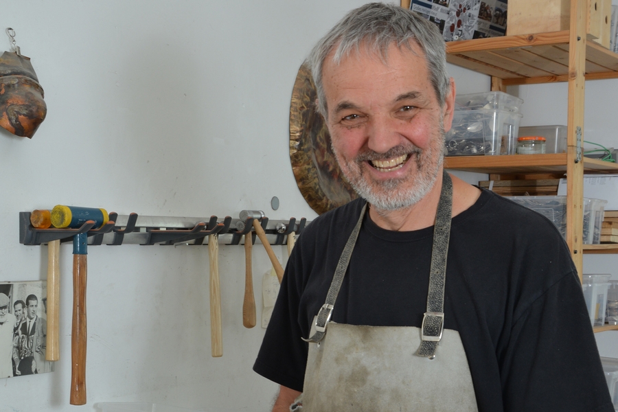 Doris Simon Besteckschmuck Portrait von Doris Simon Besteckschmuck